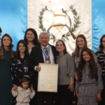 Adolfo Méndez Vides recibe el Premio Nacional de Literatura