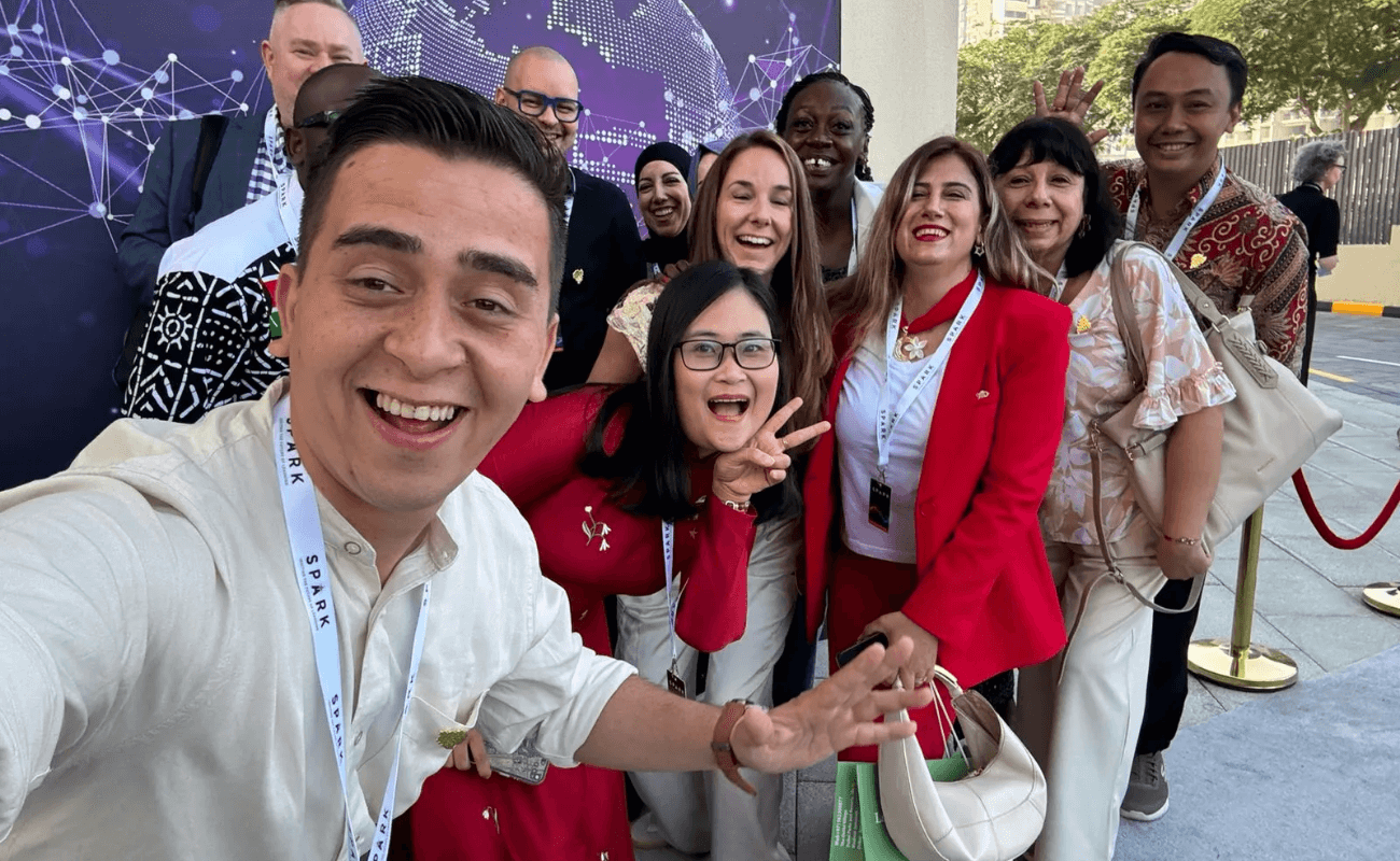 César Fetzer Paz: El docente guatemalteco que llevó el "Agrogaming" hasta Dubái