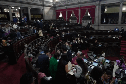 Congreso elimina el Impuesto a Herencias y exonera deudas pendientes