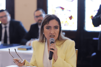 Claudia Paredes rompe el impasse y asume la presidencia de la Corte Suprema de Justicia