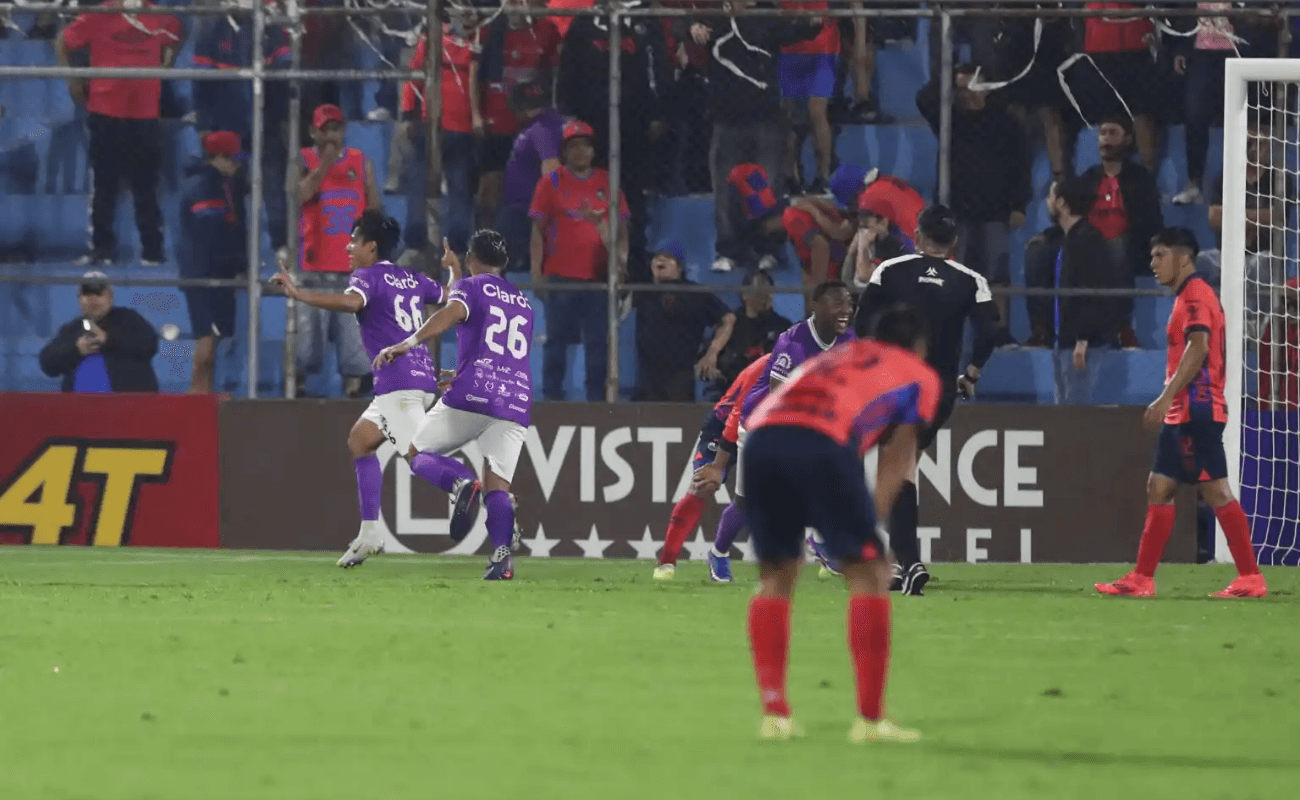 Cobán Imperial resiste en la cima y Antigua GFC toca fondo Resumen de la Jornada 6 (1)