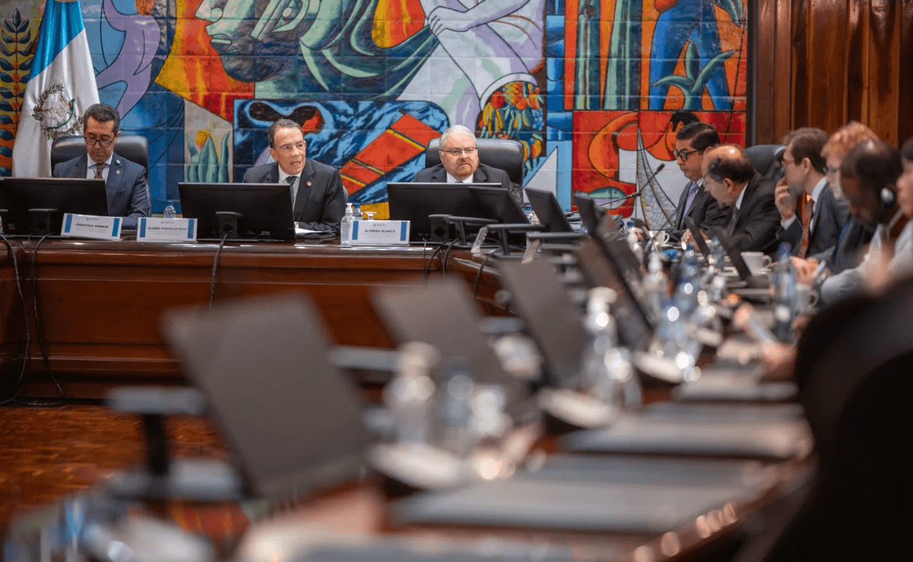 El FMI en Guatemala: Radiografía a la economía de 2025 y las reformas de 2026