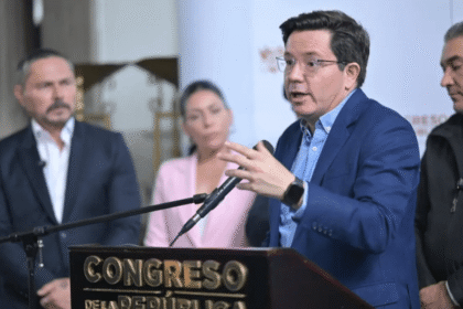 Debate por la Ley de Cine: ¿Es el impuesto a boletos aéreos el camino correcto?